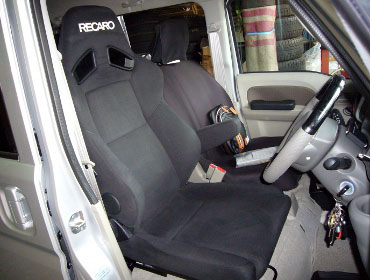 SUZUKI�@�G�u���B�@DA17V�i2021�N�j�@�Ɂ@RECARO�i���J���j�@SR-7F�@KK100�@BK�@A/R�@����