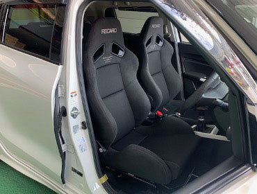 SUZUKI�@�X�C�t�g�X�|�[�c�@CBA-ZC33S�i2017�N�j�@�Ɂ@RECARO�i���J���j�@SR-7�@GK100�@BK/BK�@�V�[�g�q�[�^�[�t���@���@SR-7F�@GK100�@BK/BK�@�V�[�g�q�[�^�[�t���@����