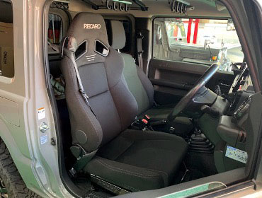 SUZUKI�@�W���j�[�@JB64�@�Ɂ@RECARO�i���J���j�@SR-7F�@GK100 BK/BK�@�V�[�g�q�[�^�[�t���@�A�[�����X�g�t���@����