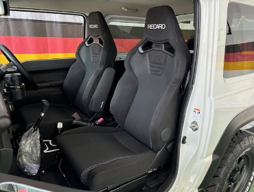 SUZUKI�@�W���j�[�@JB64�i2020�N�j�@�Ɂ@RECARO�i���J���j�@SR-C BK100H BK/SIL�@A/R�^�C�v�@�V�[�g�q�[�^�[�t���@�A�[�����X�g�t���@�~���E�@����