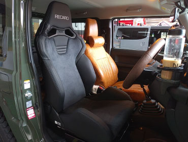 SUZUKI�@�W���j�[�@JB64�@�Ɂ@RECARO�i���J���j�@SR-S�@UT100H�@BK�@�V�[�g�q�[�^�[�t���@����