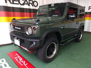 SUZUKI�@�W���j�[�@JB64W�@4�^�i2024�N�j�@�Ɂ@RECARO�i���J���j�@SR-S�@UT100H�@RED�@�V�[�g�q�[�^�[�t���@���@SR-C�@UT100H�@RED�@�V�[�g�q�[�^�[�t���@����