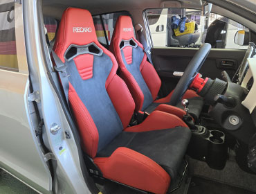 SUZUKI�@�A���g�@HA36S�i2018�N�j�@�Ɂ@RECARO�i���J���j�@SR-S�@UT100�@RED�@�~���E�@����