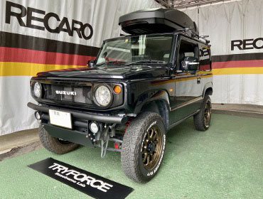 SUZUKI�@�W���j�[�@JB64W�i2023�N�j�@�Ɂ@RECARO�i���J���j�@SR-S�@UT100H�@BK�@�V�[�g�q�[�^�[�t���@����