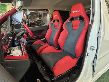 SUZUKI�@���S��R�X�e�B���O���[�@MH55S�i2019�N�j�@�Ɂ@RECARO�i���J���j�@SR-S�@UT100�@RED�@�~���E�@����