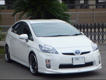 TOYOTA�@�v���E�X�@ZVW30