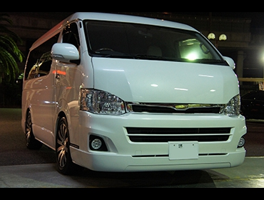 TOYOTA�@�n�C�G�[�X�@200�n��RECARO�i���J���j�V�[�g�ɑ���