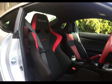 RECARO�i���J���V�[�g�j�@TOYOTA�@86�@ZN6��RECARO�i���J���j�@SR-6�@�X�[�p�[�V���^���N�@RED�@����@����