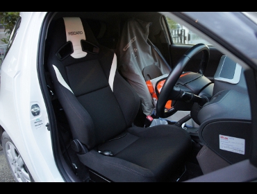 RECARO�i���J���V�[�g�j�@TOYOTA�@IQ��RECARO�i���J���j�@SR-7F Lassic ���@����