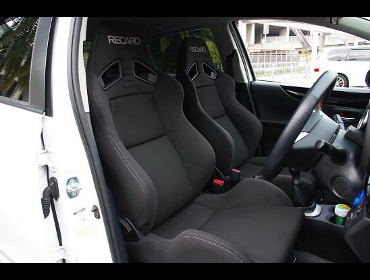 RECARO�i���J���V�[�g�j�@TOYOTA�@VITZ��RECARO�i���J���j�@SR-7 SK100 BK�@���@SR-7F SK100 BK�@����
