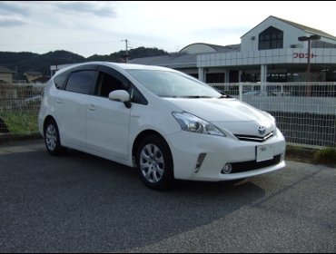 TOYOTA�@30�v���E�X��RECARO�i���J���j�V�[�g����