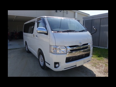 TOYOTA�@�n�C�G�[�X�@200�n4�^��RECARO�i���J���j�V�[�g����