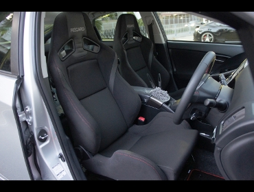 RECARO�i���J���V�[�g�j�@TOYOTA�@�v���E�X��RECARO�i���J���j�@SR-7 Lassic BK/RED�@���@SR-7F Lassic BK/RED�@����