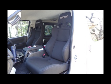 RECARO�i���J���V�[�g�j�@TOYOTA�@�n�C�G�[�X�@200�n4�^��RECARO�i���J���j�@SR-7F SK100 BK�@�~2�r�@����