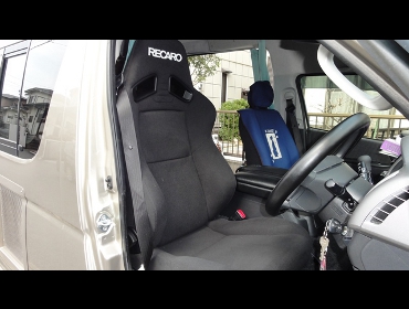 RECARO�i���J���V�[�g�j�@TOYOTA�@�n�C�G�[�X�@200�n��RECARO�i���J���j�@SR-7F KK100�@BK�@����