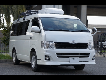 TOYOTA�@�n�C�G�[�X�@200�n��RECARO�i���J���j�V�[�g����