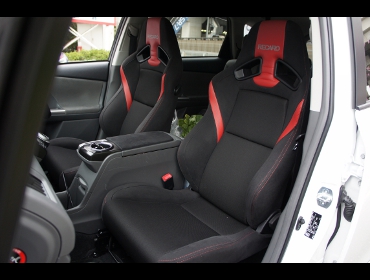 RECARO�i���J���V�[�g�j�@TOYOTA�@�v���E�X����RECARO�i���J���j�@SR-7F Lassic RED/RED�@�~2�r�@����