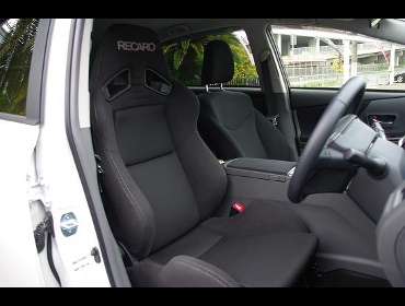 RECARO�i���J���V�[�g�j�@TOYOTA�@�v���E�X��RECARO�i���J���j�@SR-7 SK100 BK/BK�@����