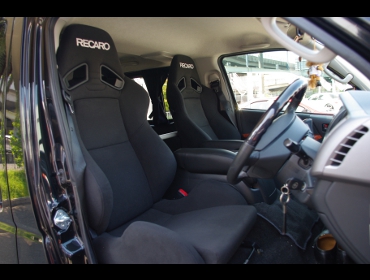 RECARO�i���J���V�[�g�j�@TOYOTA�@�n�C�G�[�X�@200�n�@4�^��RECARO�i���J���j�@SR-7 K100 BK/BK�@���@SR-7F KK100 BK/BK �@����