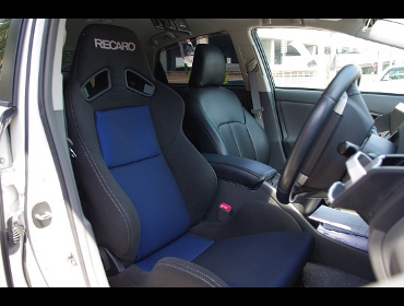 RECARO�i���J���V�[�g�j�@TOYOTA�@�v���E�X�@ZVW30��RECARO�i���J���j�@SR-7 SK100�@BL�@����