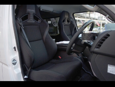 RECARO�i���J���V�[�g�j�@TOYOTA�@�n�C�G�[�X�@200�n��RECARO�i���J���j�@SR-7F Lassic�i���V�b�N�j�@BK/RED�@�~2�r�@����