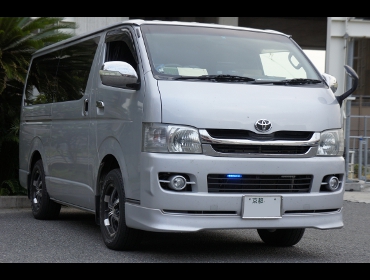 TOYOTA�@�n�C�G�[�X�@200�n��RECARO�i���J���j�V�[�g����