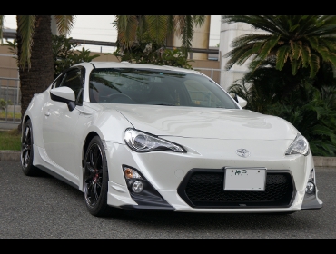 TOYOTA�@86�@ZN6��RECARO�i���J���j�V�[�g����