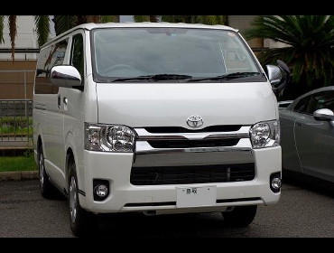 TOYOTA�@�n�C�G�[�X4�^�@200�n��RECARO�i���J���j�V�[�g����