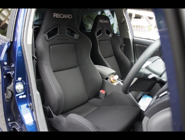 RECARO�i���J���V�[�g�j�@TOYOTA�@�v���E�X�@30�n��RECARO�i���J���j�@SR-7 SK100 BK�@���@SR-7F SK100 BK�@����