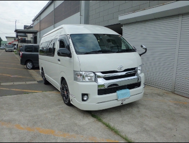 TOYOTA�@�n�C�G�[�X�@200�n��RECARO�i���J���j�V�[�g����