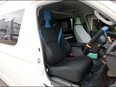 RECARO�i���J���V�[�g�j�@TOYOTA�@�n�C�G�[�X�@200�n��RECARO�i���J���j�@SR-7F Lassic BL/BL�@����