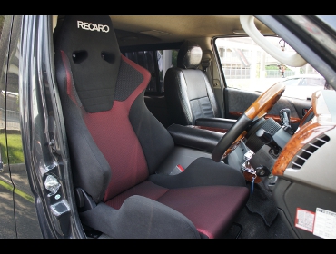 RECARO�i���J���V�[�g�j�@TOYOTA�@�n�C�G�[�X�@200�n��RECARO�i���J���j�@SR-6 SK100S BK/RED�@����