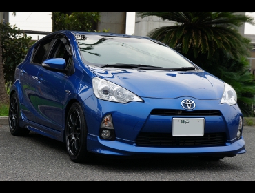 TOYOTA�@�A�N�A��RECARO�i���J���j�V�[�g����