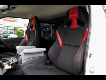 RECARO�i���J���V�[�g�j�@TOYOTA�@�n�C�G�[�X�@200�n��RECARO�i���J���j�@SR-7F Lassic RED/RED�@�~2�r�@����