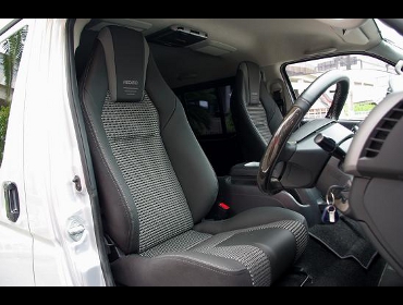RECARO�i���J���V�[�g�j�@TOYOTA�@�n�C�G�[�X�@200�n��RECARO�i���J���j�@LX-F IL 110H BK�~2�r�@����