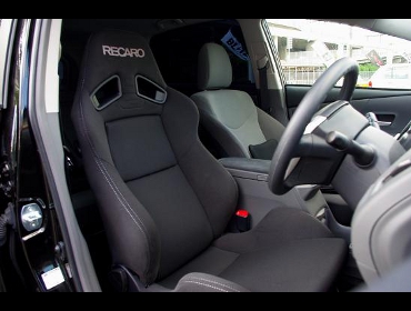 RECARO�i���J���V�[�g�j�@TOYOTA�@�v���E�X����RECARO�i���J���j�@SR-7 SK100 BK�@����
