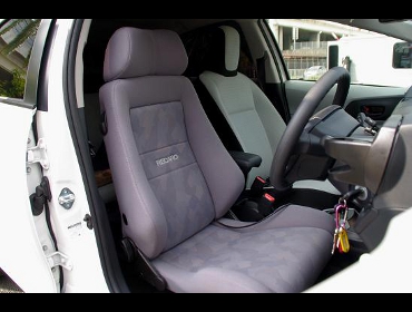RECARO�i���J���V�[�g�j�@TOYOTA�@�A�N�A��RECARO�i���J���j�@�G���S���hD�@�O���C�@����