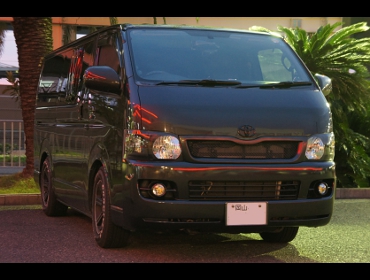 TOYOTA�@�n�C�G�[�X�@200�n��RECARO�i���J���j�V�[�g����