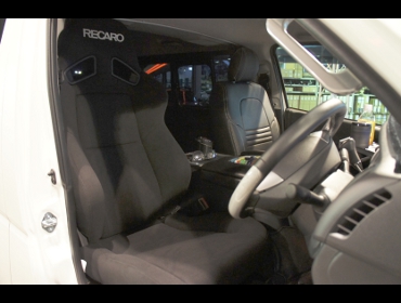 RECARO�i���J���V�[�g�j�@TOYOTA�@�n�C�G�[�X�@S-GL�@4�^��RECARO�i���J���j�@SR-7F KK100 BK�@�q�[�^�[�t���@����