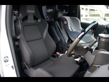 RECARO�i���J���V�[�g�j�@TOYOTA�@���F���t�@�C�A��RECARO�i���J���j�@SR-7 Lassic�i���V�b�N�j BK/SIL�@�q�[�^�[�t���@����