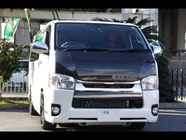 TOYOTA�@���W�A�X�G�[�X�@200�n��RECARO�i���J���j�V�[�g����