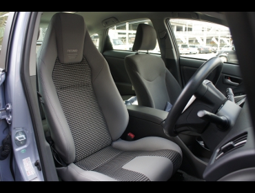 RECARO�i���J���V�[�g�j�@TOYOTA�@�v���E�X30��RECARO�i���J���j�@LX-F IM 110 �O���C�@����