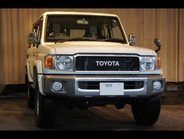 TOYOTA�@�����h�N���[�U�[�@70�n��RECARO�i���J���j�V�[�g����