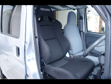 TOYOTA�@�s�N�V�X�o���@S321M��RECARO�i���J���j�@SR-7F SK100�@BK/BK�@����