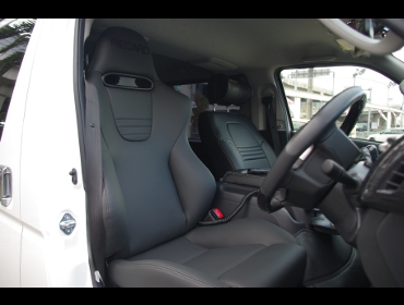 RECARO�i���J���V�[�g�j�@TOYOTA�@�n�C�G�[�X�@KDH201V��RECARO�i���J���j�@�X�|�[�cJC���U�[SE�@BK�@����