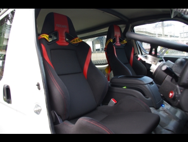 RECARO�i���J���V�[�g�j�@TOYOTA�@�n�C�G�[�X�@200�n��RECARO�i���J���j�@SR-7 Lassic RED/RED�@�~2�r�@����