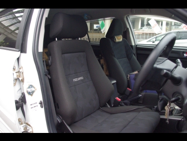 RECARO�i���J���V�[�g�j�@TOYOTA�@�J���[���t�B���_�[161��RECARO�i���J���j�@�G���S���hMV�@BK�@����