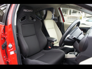 RECARO�i���J���V�[�g�j�@TOYOTA�@�A�N�A�@��RECARO�i���J���j�@SR-7F SK100 BK/BK�@����