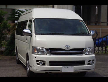 TOYOTA�@�n�C�G�[�X�@200�n��RECARO�i���J���j�V�[�g����