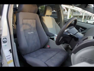 RECARO�i���J���V�[�g�j�@TOYOTA�@�v���E�X30�n��RECARO�i���J���j�@�G���S���hMV�@�O���C�@�V�[�g�q�[�^�[�t���@����
